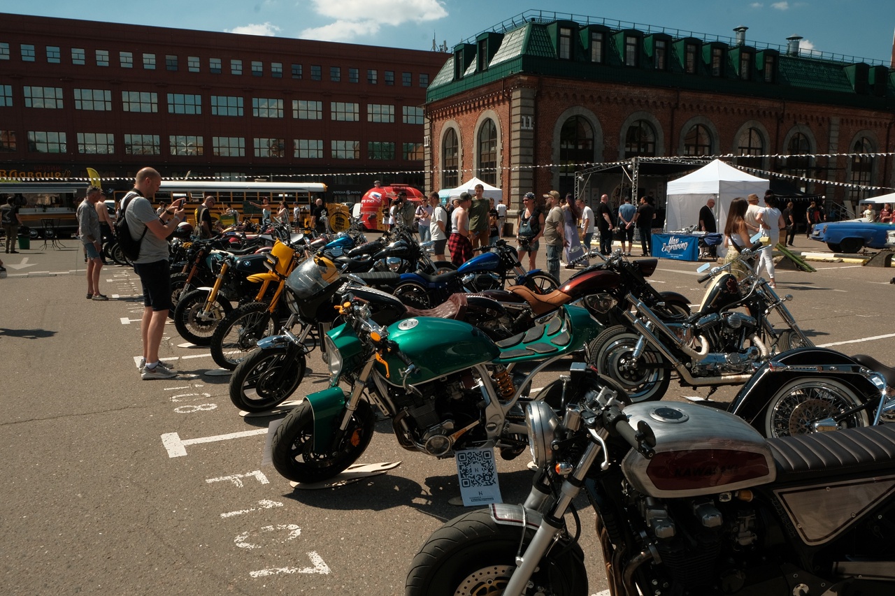 Мотоциклы на мероприятии "Кастом Конвенция 2022"